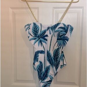 Bathing suit size New